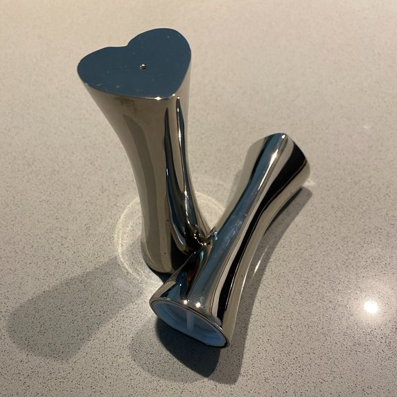 SILVER PLATED SALT & PEPPER SHAKERS - Picture 2 of 3